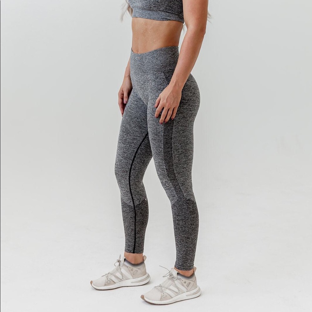 KORA Seamless Leggings - Gray